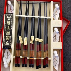 Chopstick and Hashioki Set